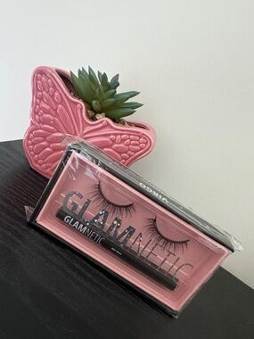 Glamnetic Magnetic Lashes with Black Applicator - Pink